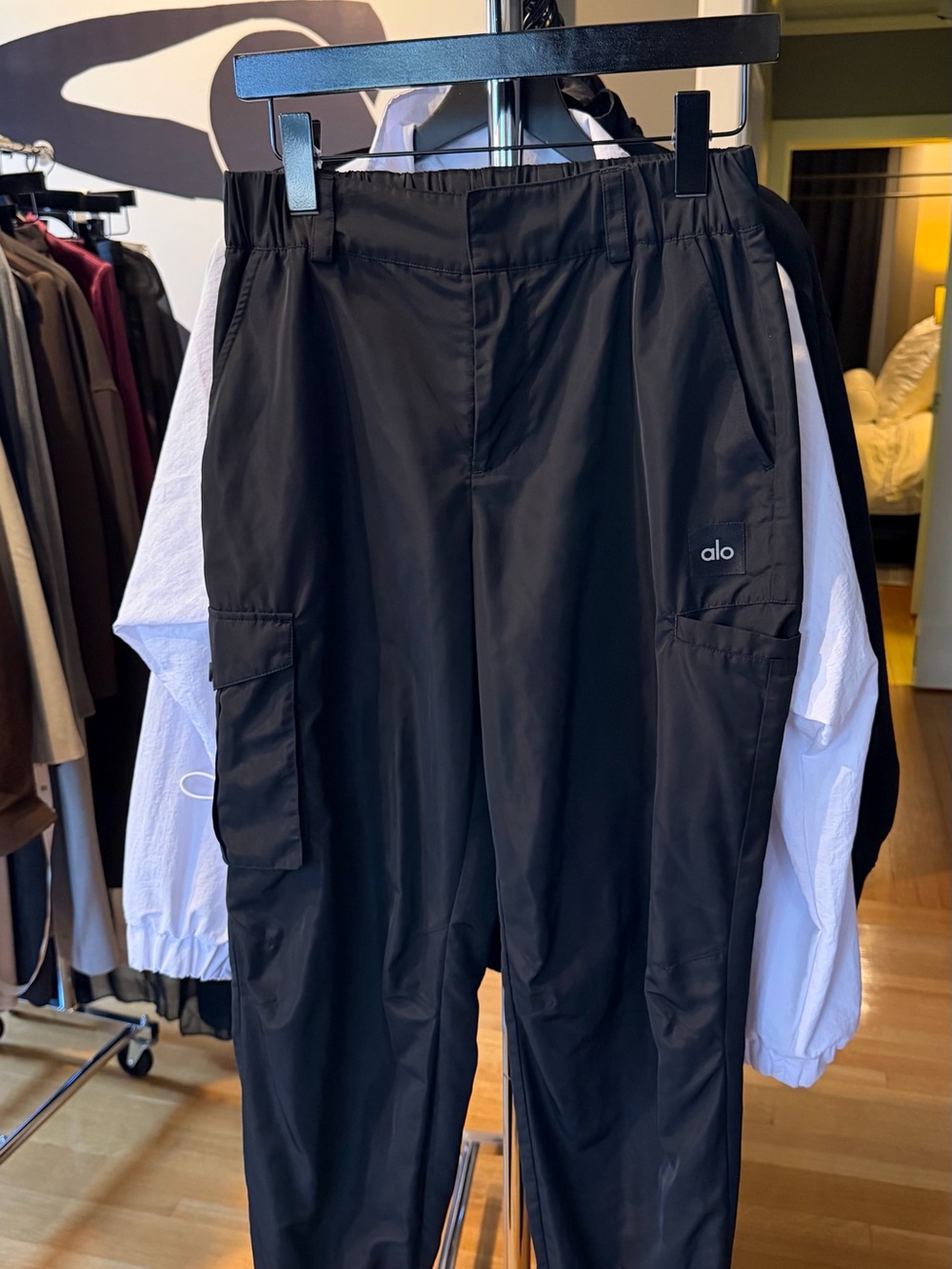 ALO Yoga High-Waist Break Line - Black Women's Cargo Joggers SZ Small